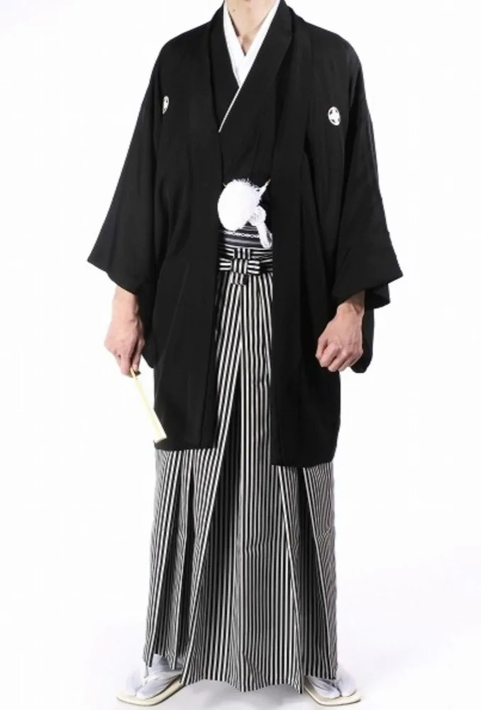 紋付 MMK-001　長着や羽織に家紋が入っております